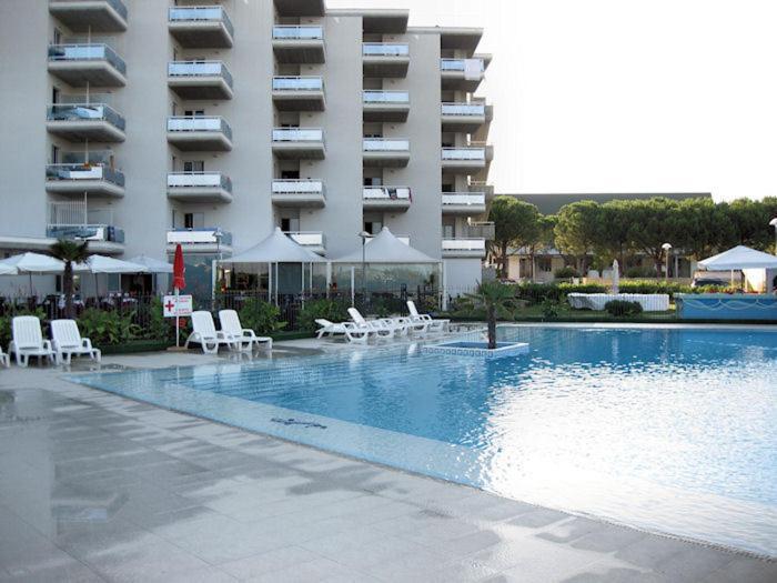 Elena Club Resort Сильви-Марина Экстерьер фото